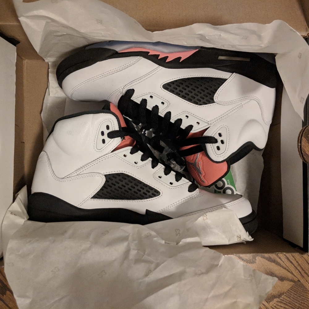 Air Jordan Retro Sunblush 5s